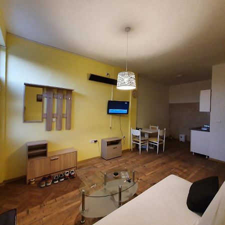 Apartmani Sarti Баня Лука Екстериор снимка